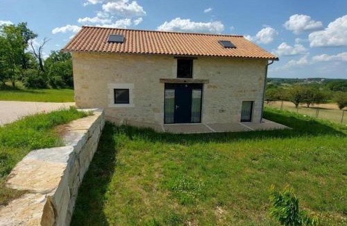 Sorges-et-Ligueux-en-Perigord House | Maison climatisée avec terrasse et Wi-Fi, animaux admis, proche Périgord Vert - FR-1-616-391
