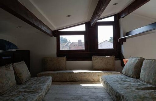 Algiers House | Maison Cozy