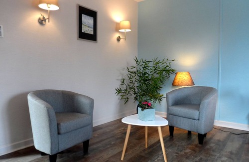 Montreux-Chateau Bed & Breakfast | Maison Curiale