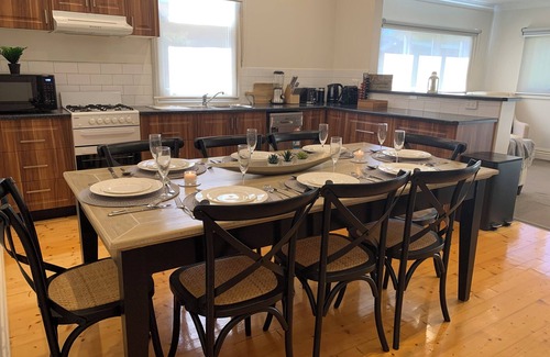 Nerrina House | Maison d'Aurum A Pet Friendly and Family Friendly Heritage house