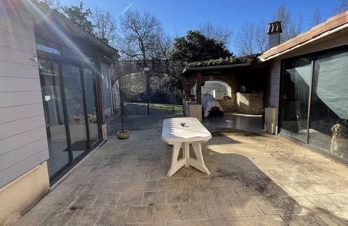 Sainte-Livrade-sur-Lot House | Maison de Campagne au Calme