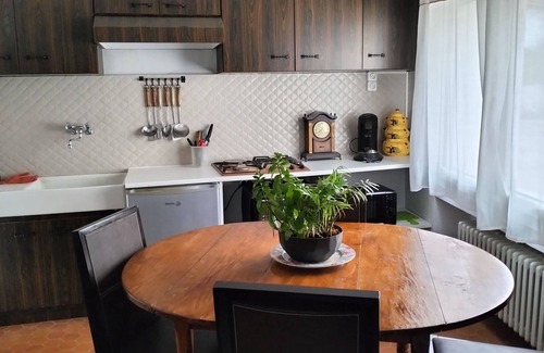 Poncins House | Maison Dans Village Calme