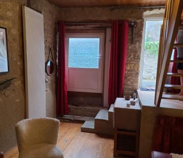 Saint-Maurice House | maison de bourg en pierre