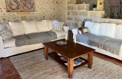 Perissac Cottage | Maison de Campagne en Bord de Rivière