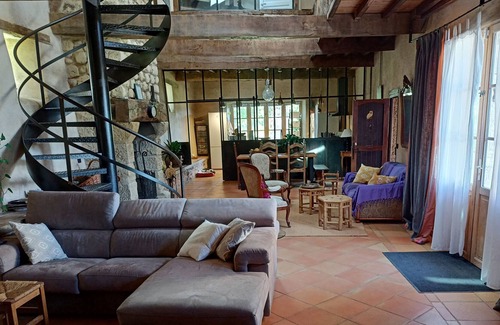 Cizos House | Maison de Charme au Cœur D'un Très Grand Parc Arboré
