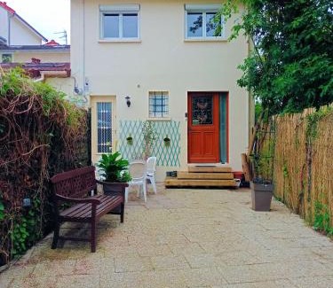 Plateau - Mont-Valerien House | Maison de charme avec jardin à 10mn de Paris