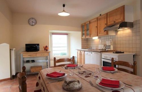 Vergezac House | Maison de charme en pierres - Proche Puy-en-Velay, idéal familles, randos & confort moderne - FR-1-582-48