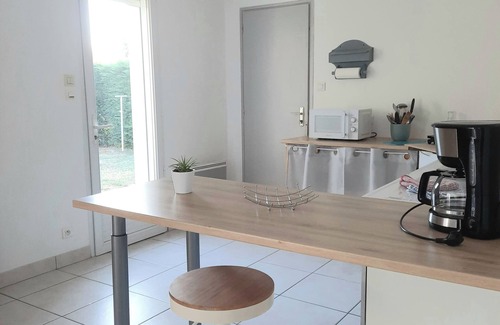 Saint-Aubin-la-Plaine House | Maison DE Vacances Familialeentre Terre ET MER