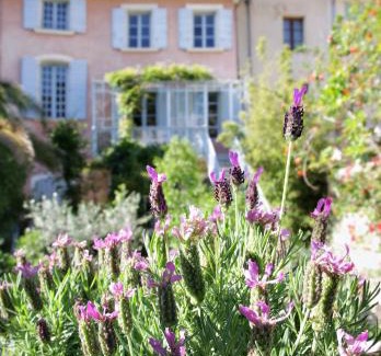 Nyons House | Maison de Maître Des-Sens