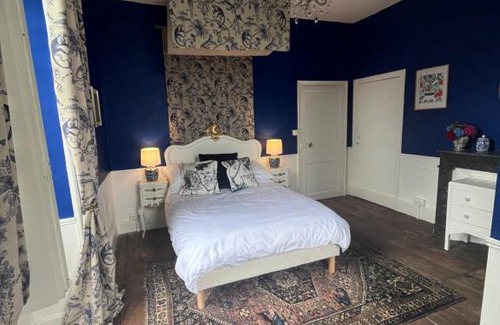 Lanouaille Bed & Breakfast | Maison de Mags & Mags Willow Room
