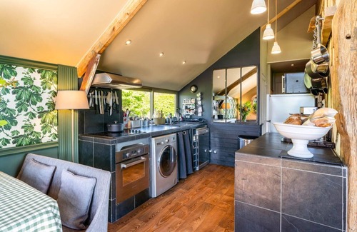 Bonnebosq Villa | Maison De Prairie - Two Bedroom Villa, Sleeps 4