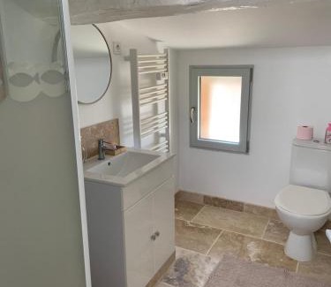 Castelnau-de-Guers House | Maison de village