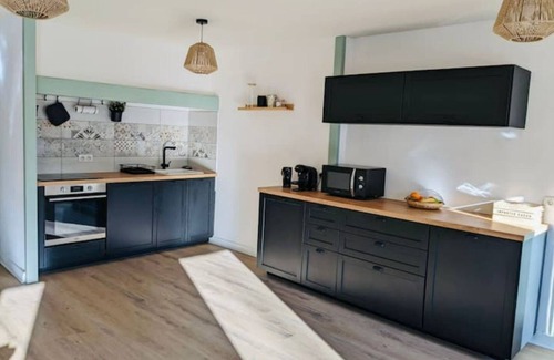 Pradelles House | Maison de Village 15 Personnes