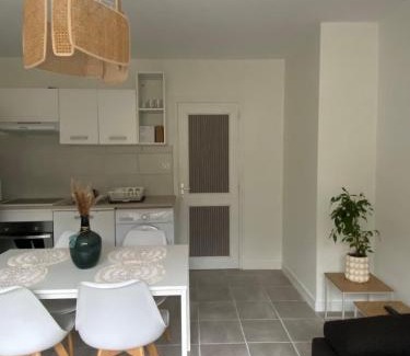Lavigny House | Maison de village