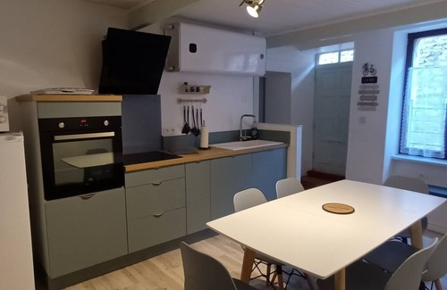 Rochemaure House | Maison de Village