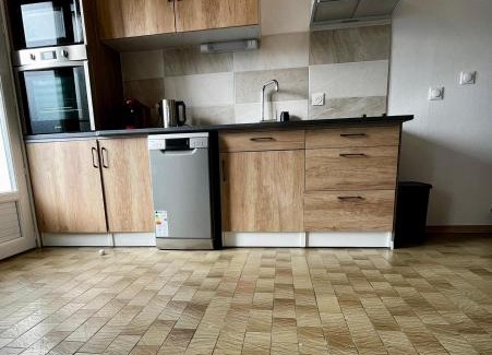 Saint-Symphorien-le-Valois House | MAISON DE VILLE