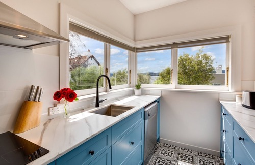 Sandy Bay Apartment | Maison Del Mar