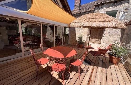 Villeneuve d'Aveyron Apartment | Maison des Conques