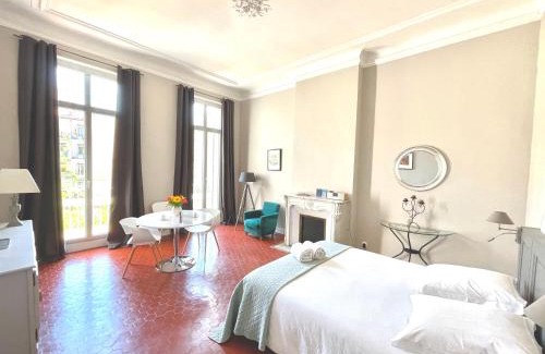 Les Cinq Avenues Apartment | Maison Dormoy