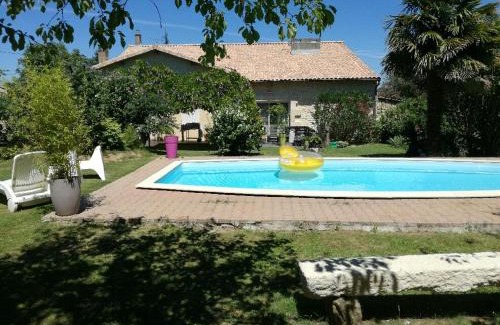 Vayres House | Maison du Bonheur