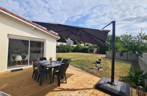 Les Epesses House | Maison du Puy avec jardin clos, 4 min Puy duFou