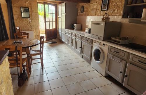 Couze-et-Saint-Front House | Maison en pierre Chez Sorel