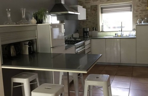 Beaumont-les-Valence House | Maison en Pierre Avec Jacuzzi