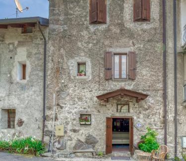Capo di Ponte Apartment | Maison Enchantée