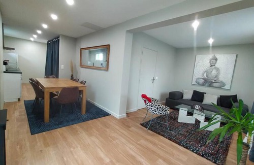 Cournon-dʼAuvergne House | Maison et parking privé proche zénith et volcans.