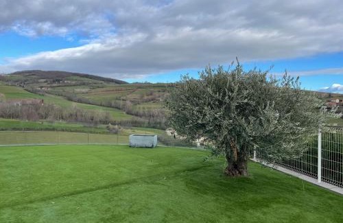 Brullioles Villa | Maison et piscine chauffée, vue Monts du Lyonnais