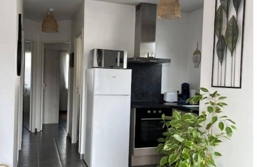 Floirac Apartment | Maison Eugenie
