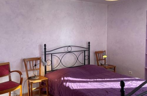 Saint-Genest House | Maison familiale avec jardin clos, proche station thermale - FR-1-489-562
