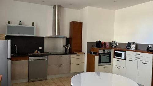 Magalas House | Maison Familiale Les hirondelles