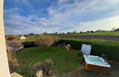 Langueux House | Maison Familiale Toute Équipée Avec Grand Jardin et vue sur les Grèves