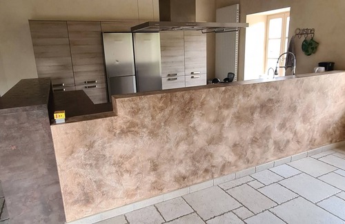 Saint-Didier-sur-Beaujeu House | Maison de Village Pour 15 Personnes
