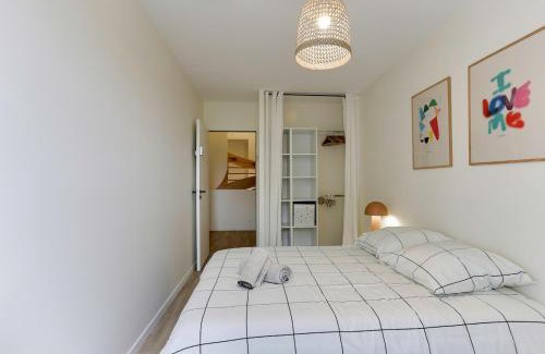 Saint-Jacques-de-la-Lande Apartment | Maison Joseph - Chambre 2