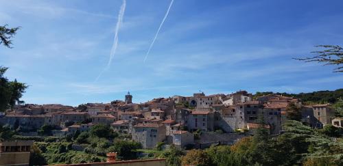 Village House | Maison Honorine