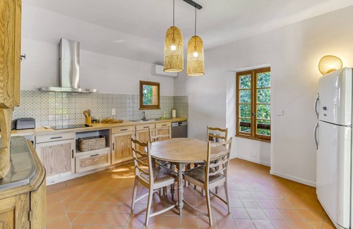 Saint-Leonard House | Maison Indépendante Avec Piscine