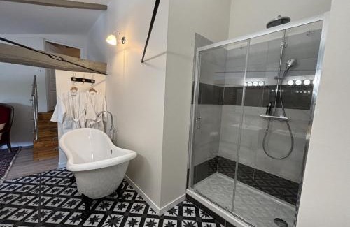 Saint-Estephe House | Maison JEROBOAM