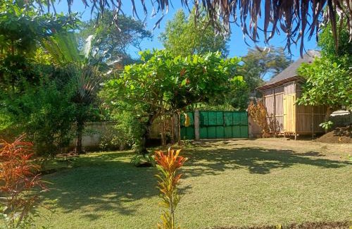 Ambondrona House | Maison Karibou