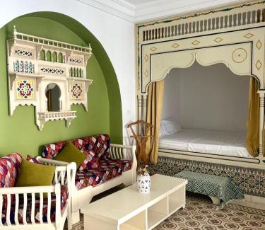 Tantana House | Maison l'hirondelle chatt Mariem