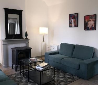 Boulleret House | Maison La Demi-Lune
