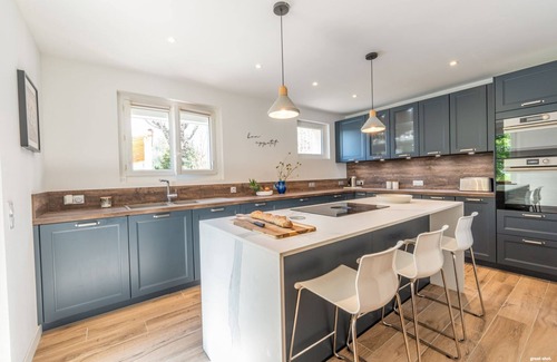 Limoux Villa | Maison Marguerite - Five Bedroom Villa, Sleeps 10