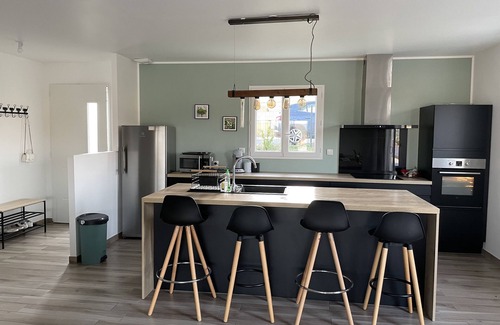 Boulazac-Isle-Manoire House | Maison Neuve Avec Piscine 10 min de Perigueux