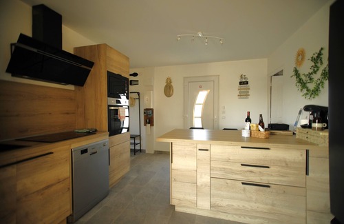 Mesnil-Bruntel House | Maison Neuve Chaleureuse de Plain-pied