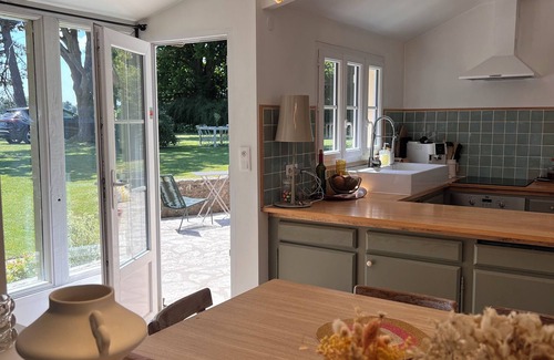 Fleury-la-Foret House | Maison Normande avec piscine extrieure Chauffée