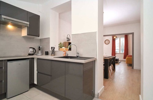 Rethel House | Maison Paisible Avec Petit Jardin Clôturé