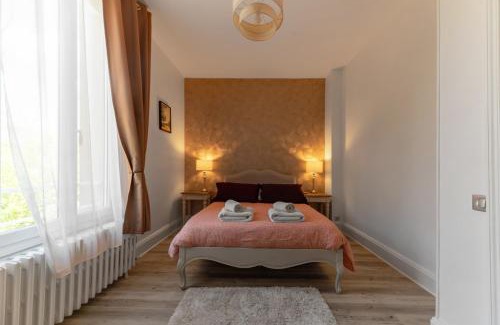 Cœur de Ville House | Maison Petillat - Calme en plein centre - 2 chambres 80m2, Wifi