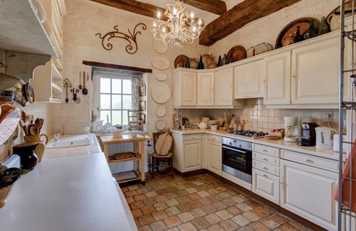 Varennes sur Loire Villa | Maison Pierre-Louis - One Bedroom Villa, Sleeps 2