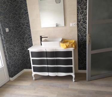 Saint-Thiebault Bed & Breakfast | Maison plume